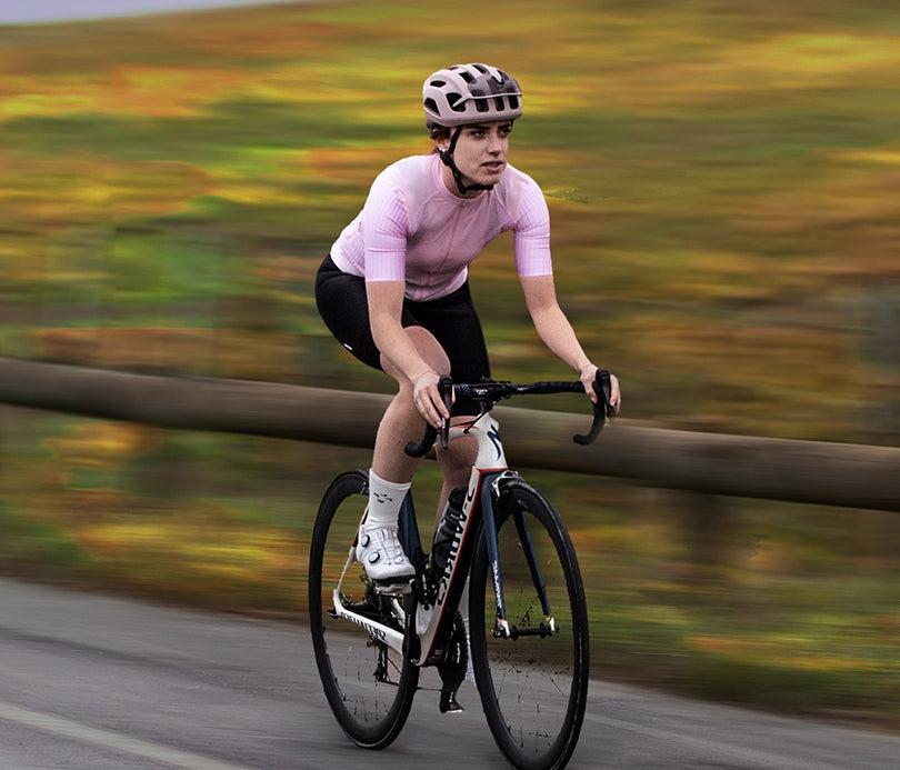 Jelenew became the official sponsor of professional cycling clothing for CIC-Tour Féminin International des Pyrénées 2023 under UCI