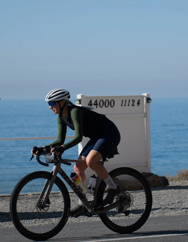 Does Cycling Jersey Make You Really Faster?