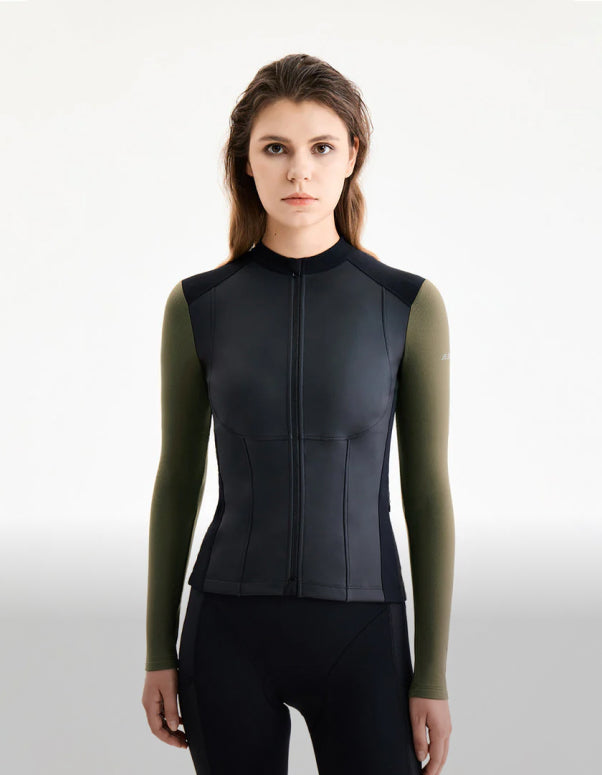 How to Choose The Best Women's Cycling Jackets