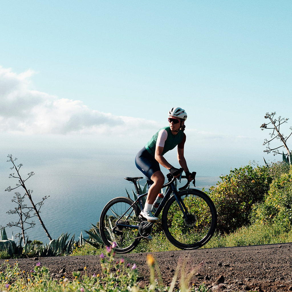 Jelenew, Luxury High Performance Female Sports Brand with A Cycling Focus, Launches Expanded Lines for Spring Combining French Couture Design and Technical Features