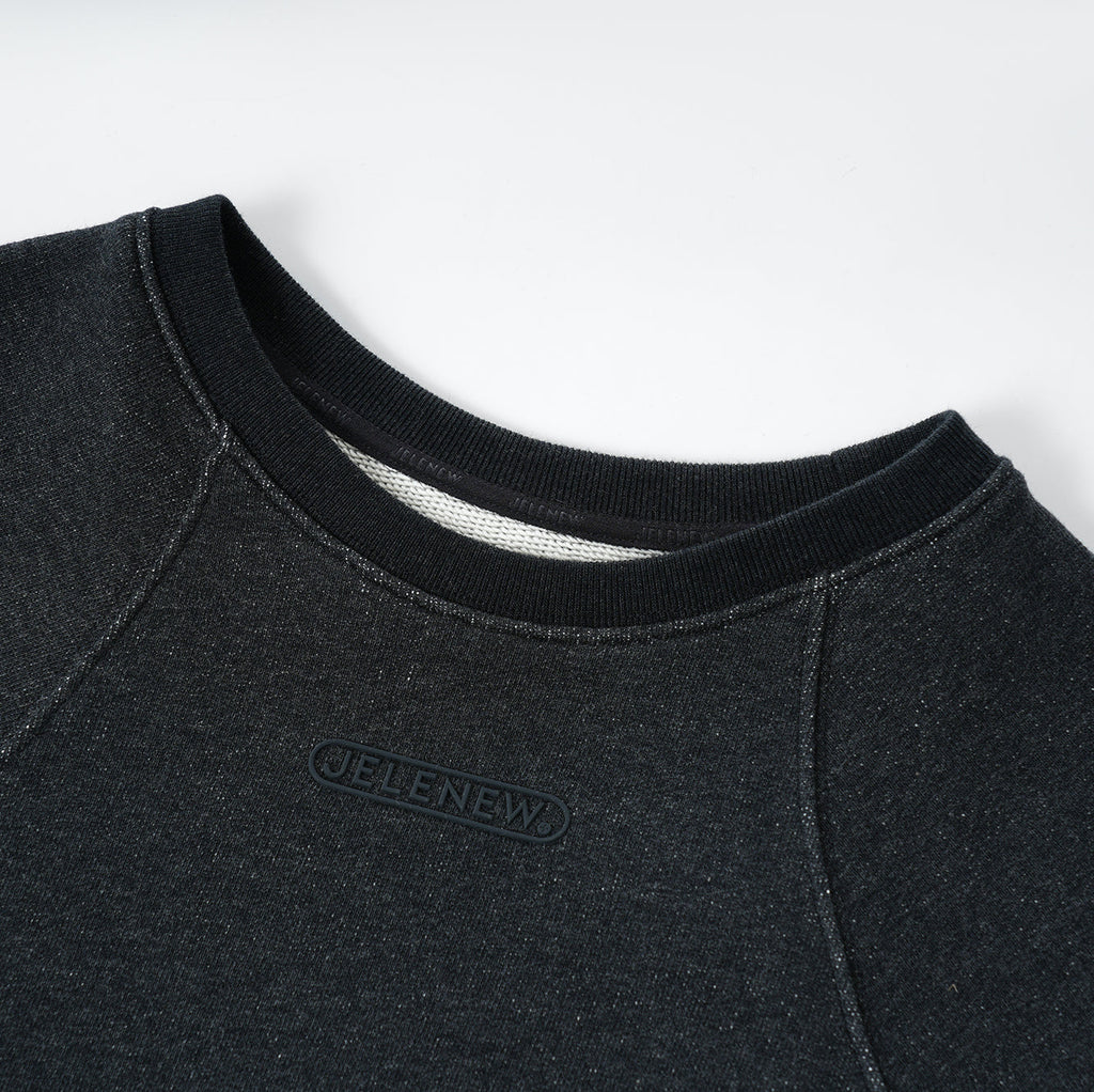 Essentials Cotton Crewneck black sweatshirt with relaxed fit and cotton fabric